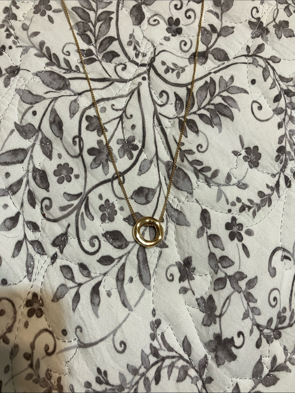 H&M Gold Interlocking Circle Necklace